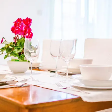 Guest house Family House With 2 - Irma Medulin