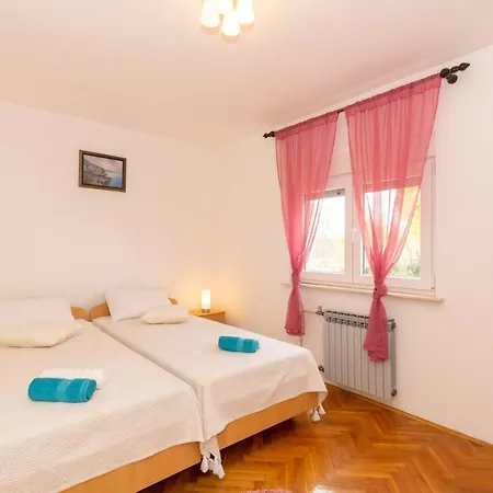 Family House With 2 - Irma * Medolino