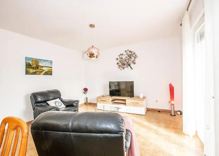 Vendégház Family House With 2 - Irma Medulin