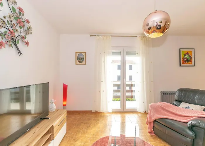 Family House With 2 - Irma Vendégház 3*