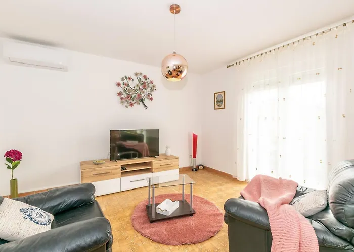 Family House With 2 - Irma Vendégház Medulin