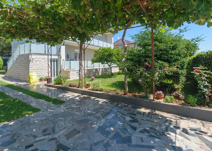 Vendégház Family House With 2 - Irma