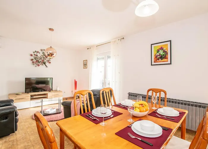 Family House With 2 - Irma Vendégház Medulin