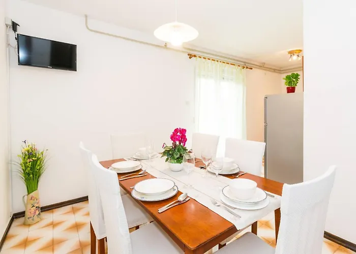 Family House With 2 - Irma Medulin