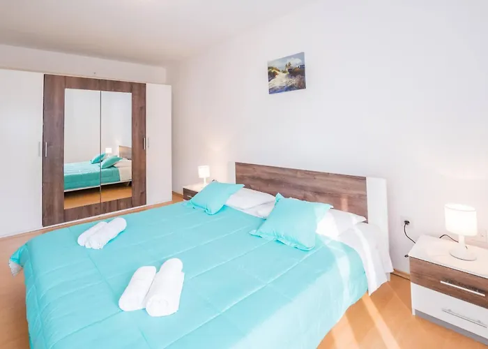 Vendégház Family House With 2 - Irma Medulin